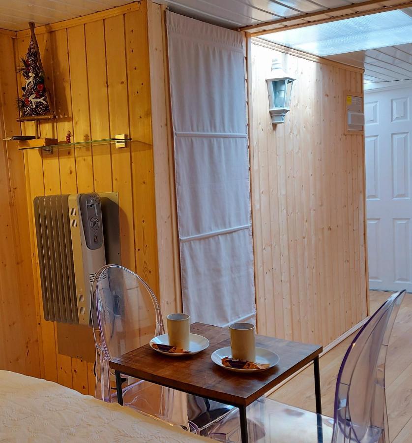 Pretty Studio With A Private Terrace Londra Exterior foto